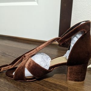Forever Soles Passion Low Heel Rust